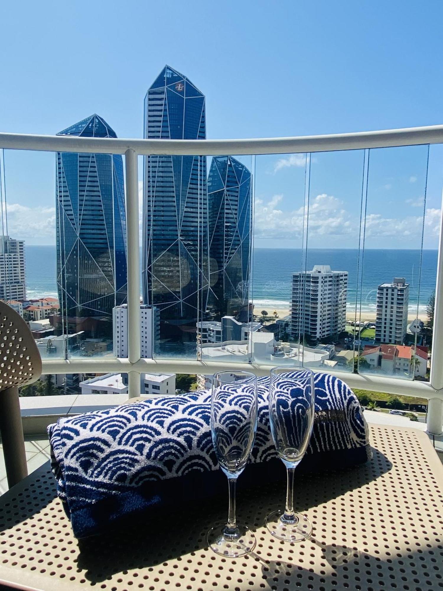 Hotel Ocean View Surfers Paradise