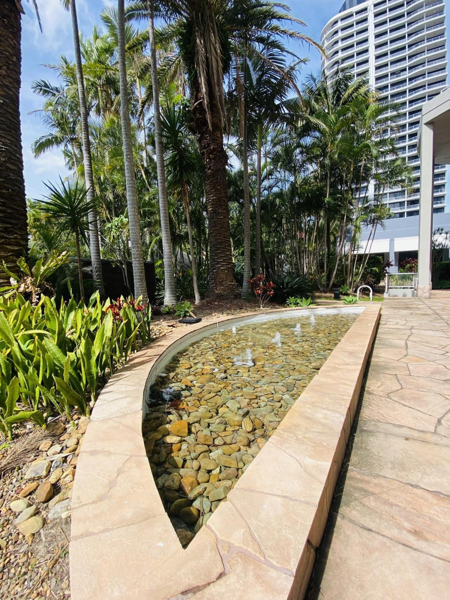 Ocean View Surfers Paradise 4*