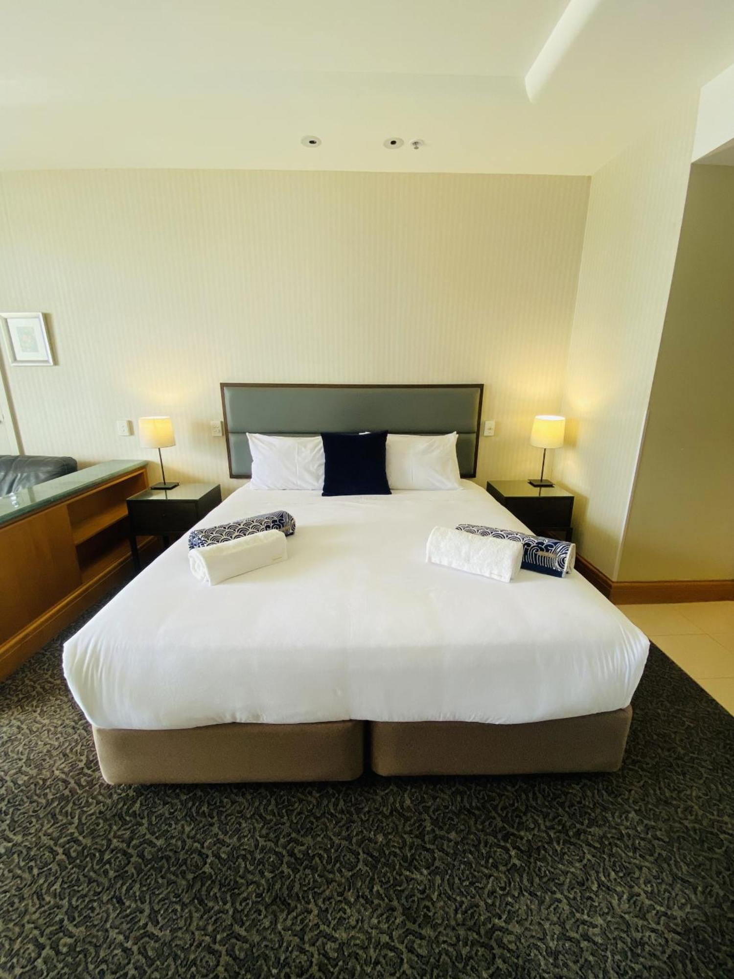 Ocean View Surfers Paradise 4*