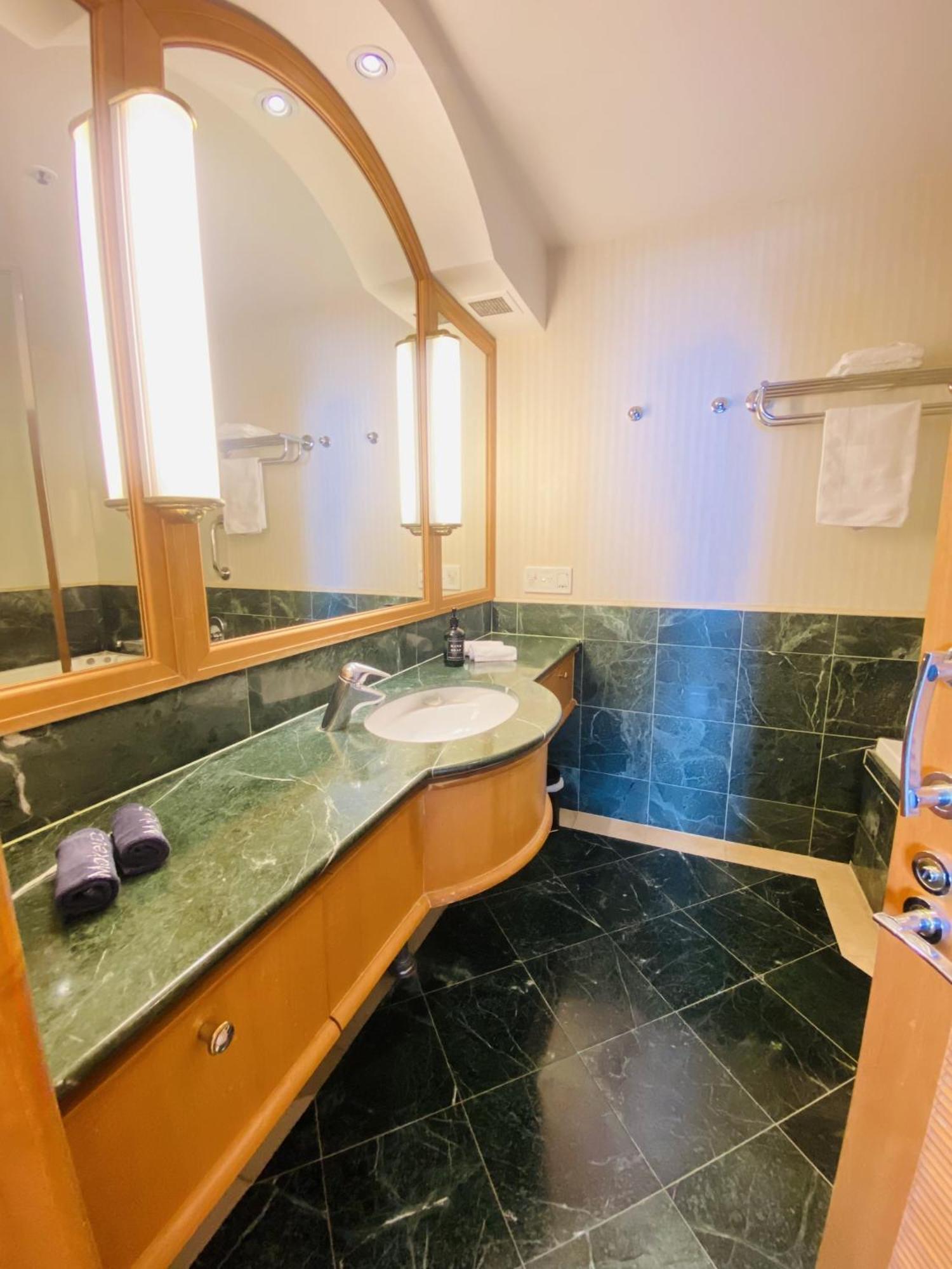Ocean View Surfers Paradise 4* Gold Coast
